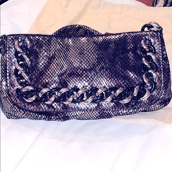 MICHAEL KORS RARE VINTAGE METALLIC PYTHON ID CHAIN SHOULDER BAG - Picture 5 of 15